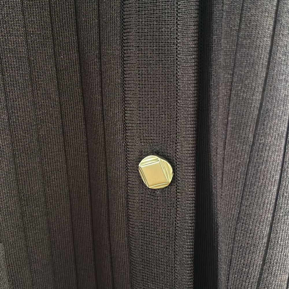 Women’s Misook Brown Button up Sweater Size M - Picture 6 of 6